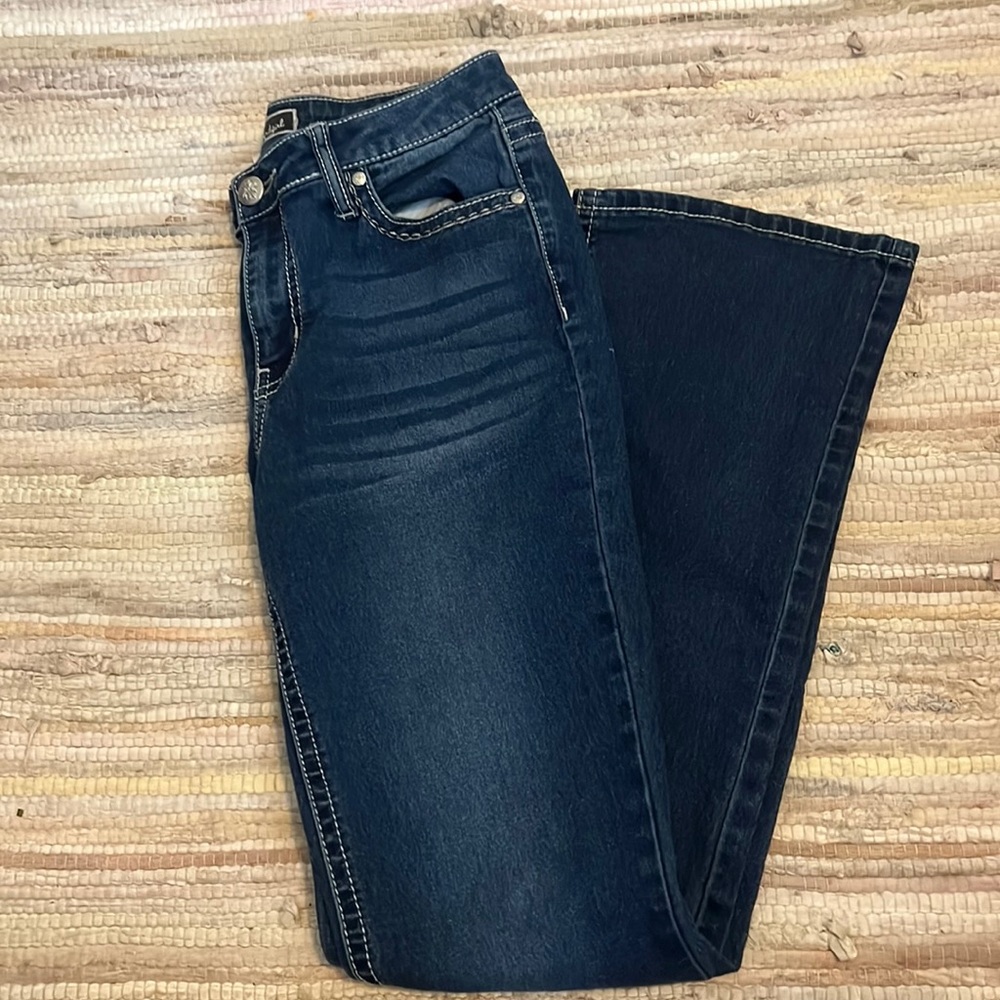 no holes, size 9, good condition